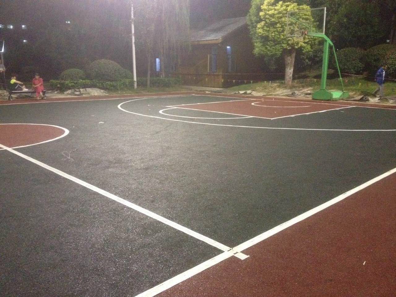 西苑体育休闲公园(塑胶篮球场) 西苑体育休闲公园(塑胶篮球场)